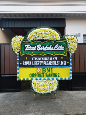 Papan Bunga Duka di Amahusu