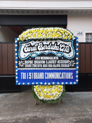 Papan Bunga Duka di Amahusu